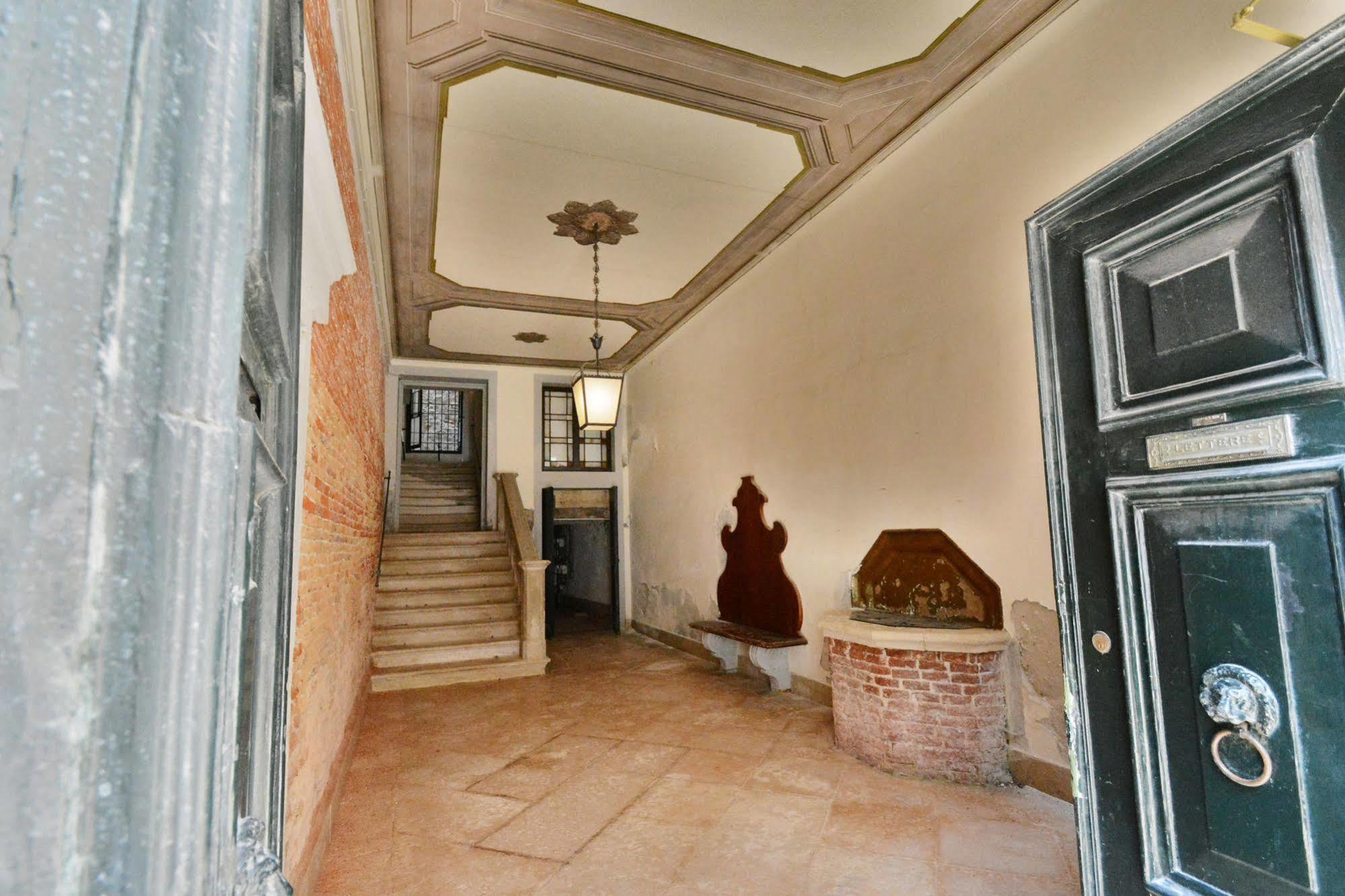 Ferienwohnung Ve.N.I.Ce. Cera Palazzo Grimani Venedig Exterior foto